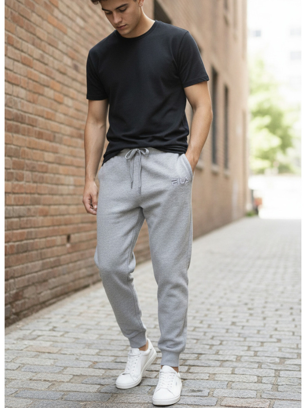 Fila | Men's | M | Gray Sweatpants
